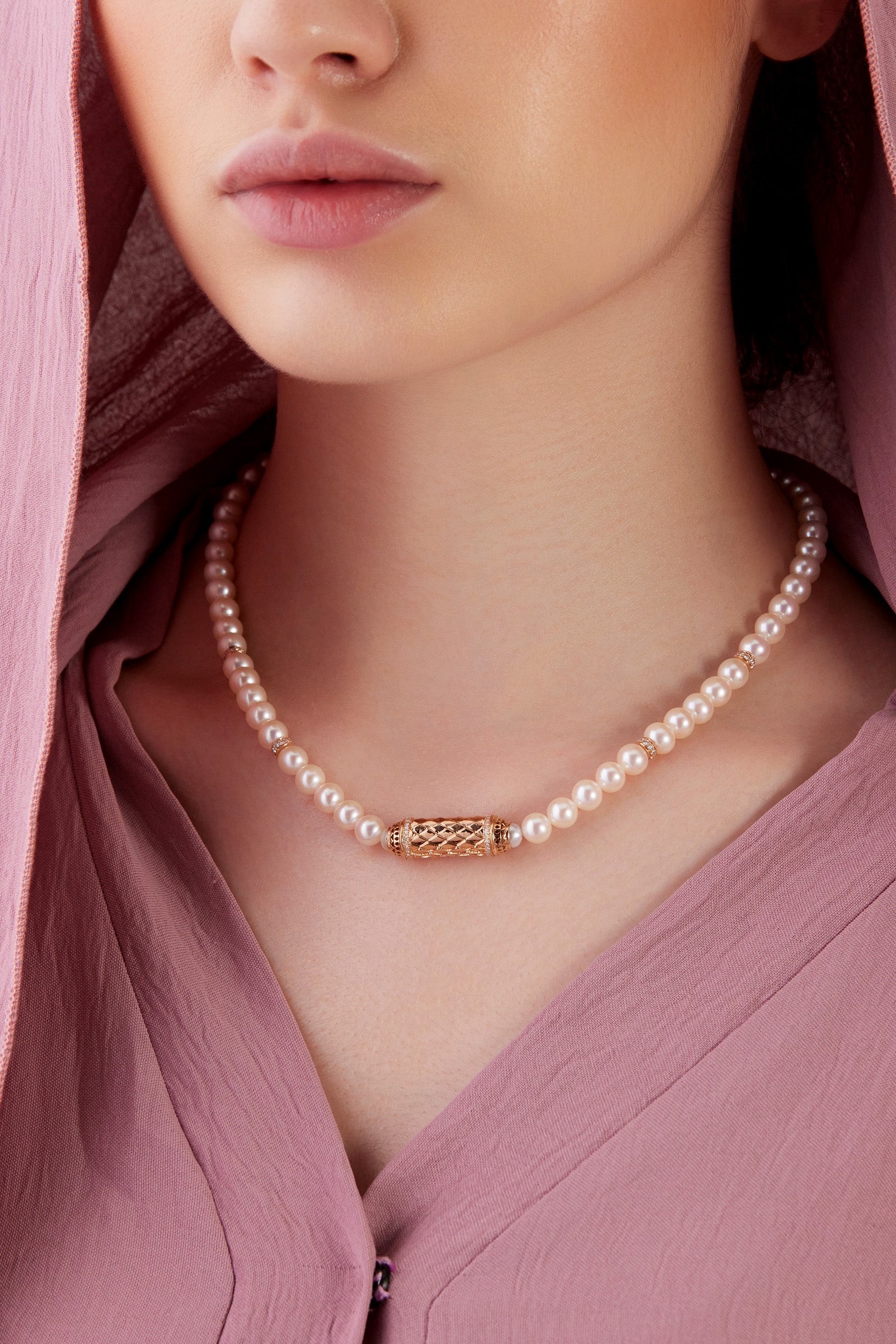 Harmony Pearl Beads Necklace Border Diamond
