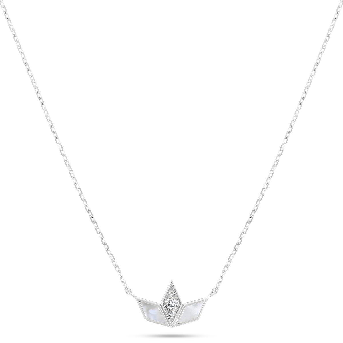 Eternity 3Leaf Mother of Pearl Pendant