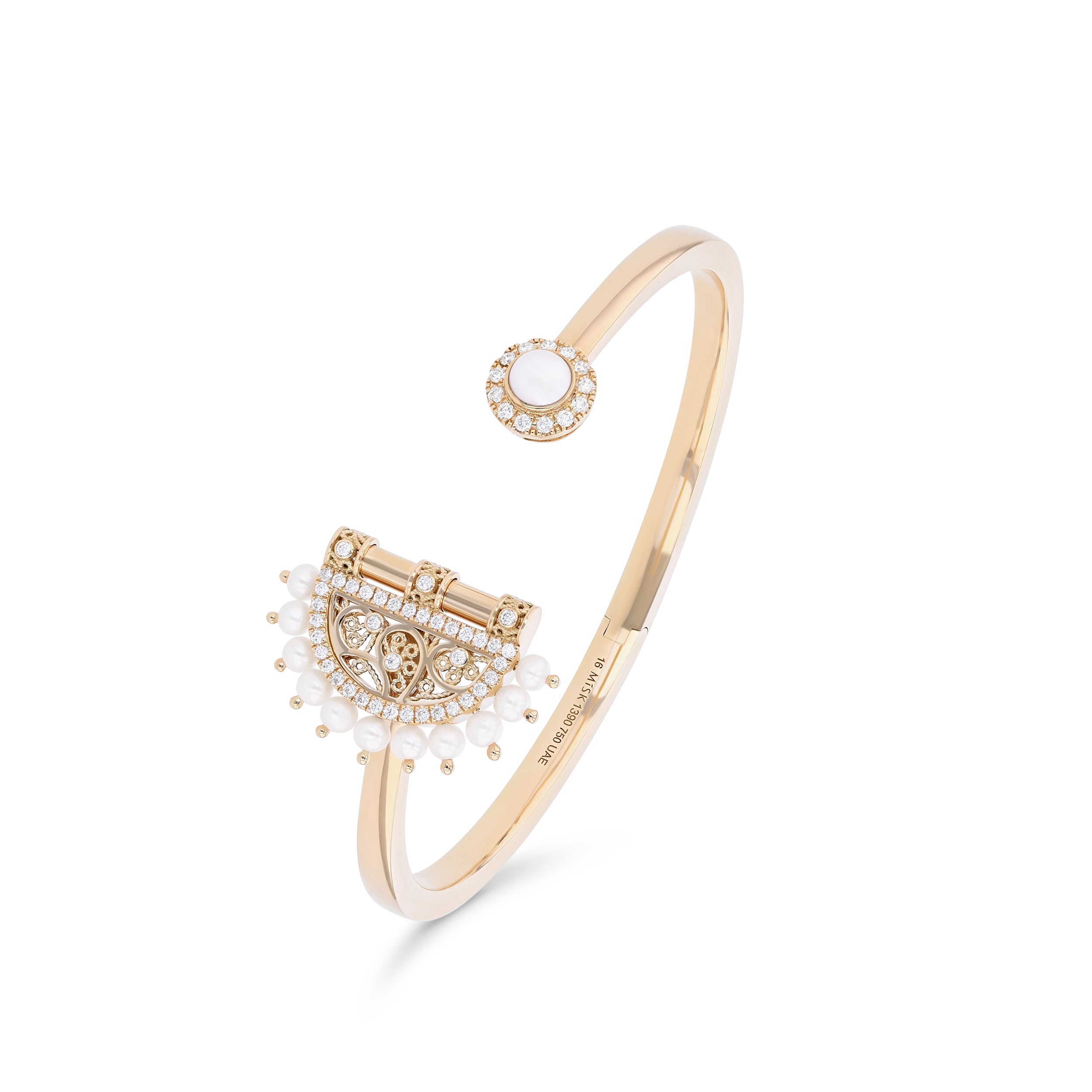 Al Mona Bangle