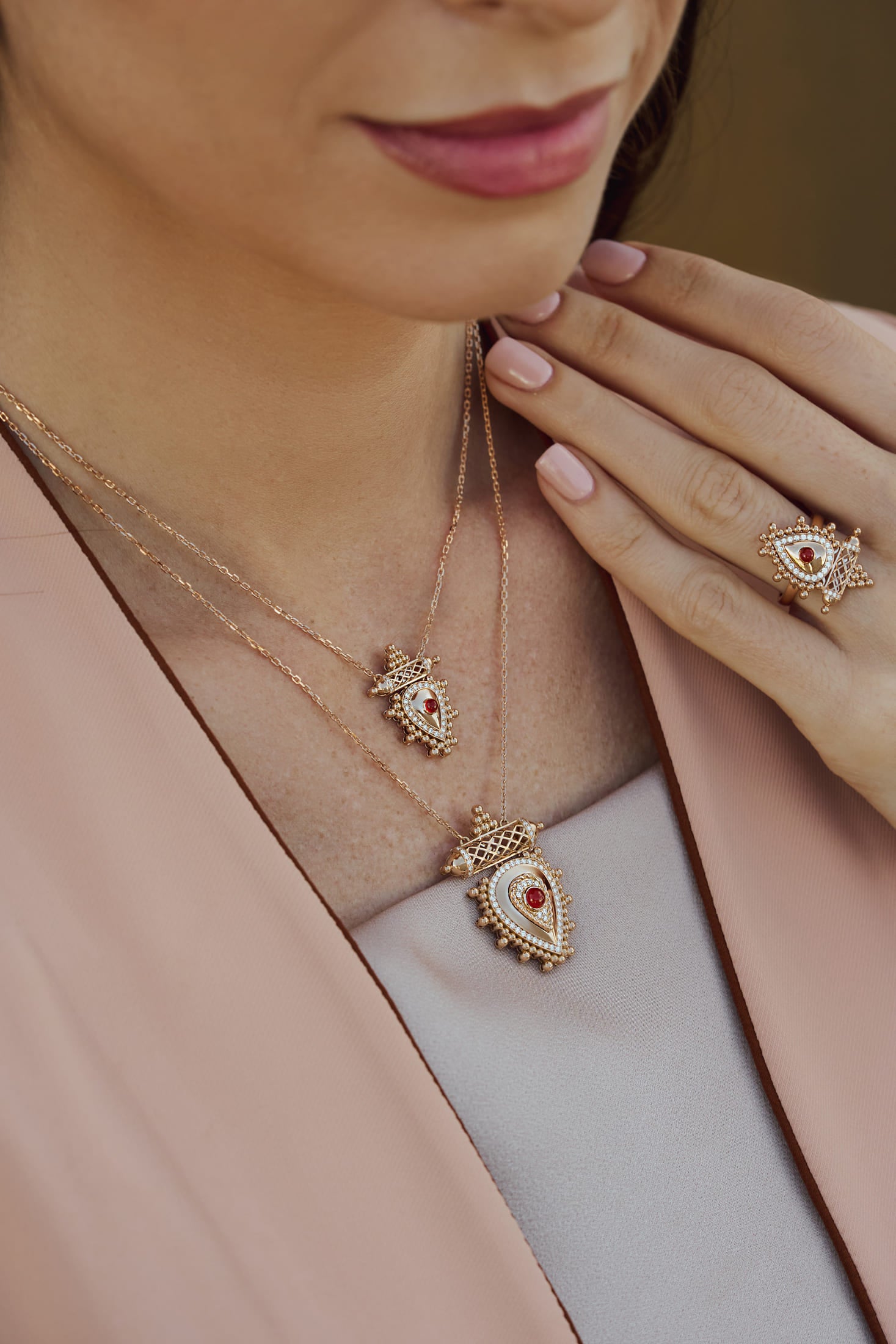 Al Qasr Small Pendant – Agate | Rose Gold