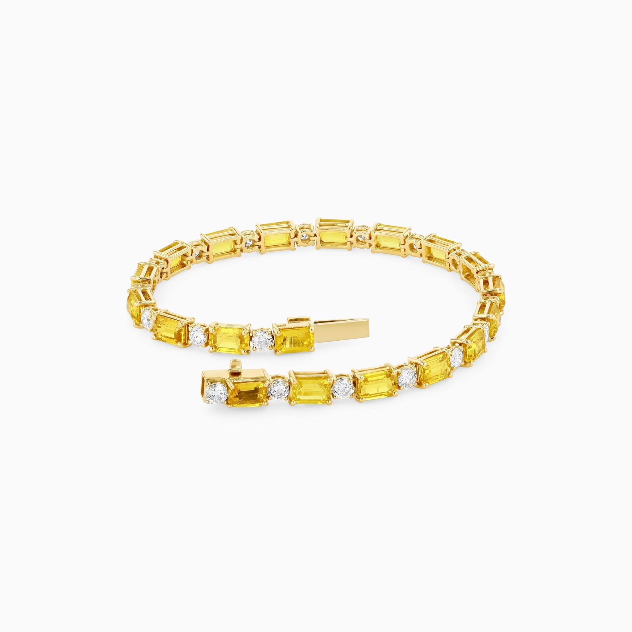 CLASSIX Tennis Bracelet