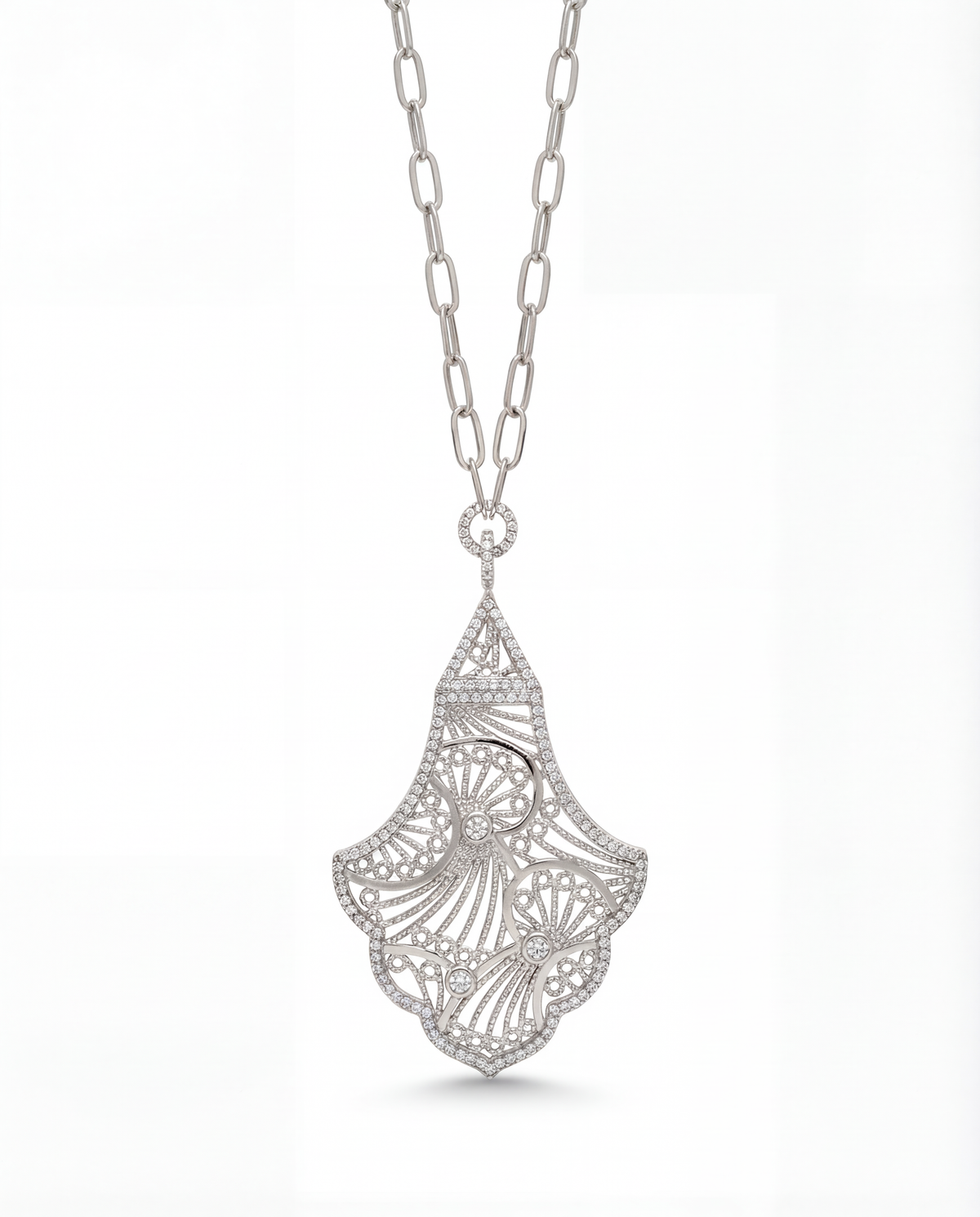 Heritage Al Mona Leaf Pendant#Gold_White Gold