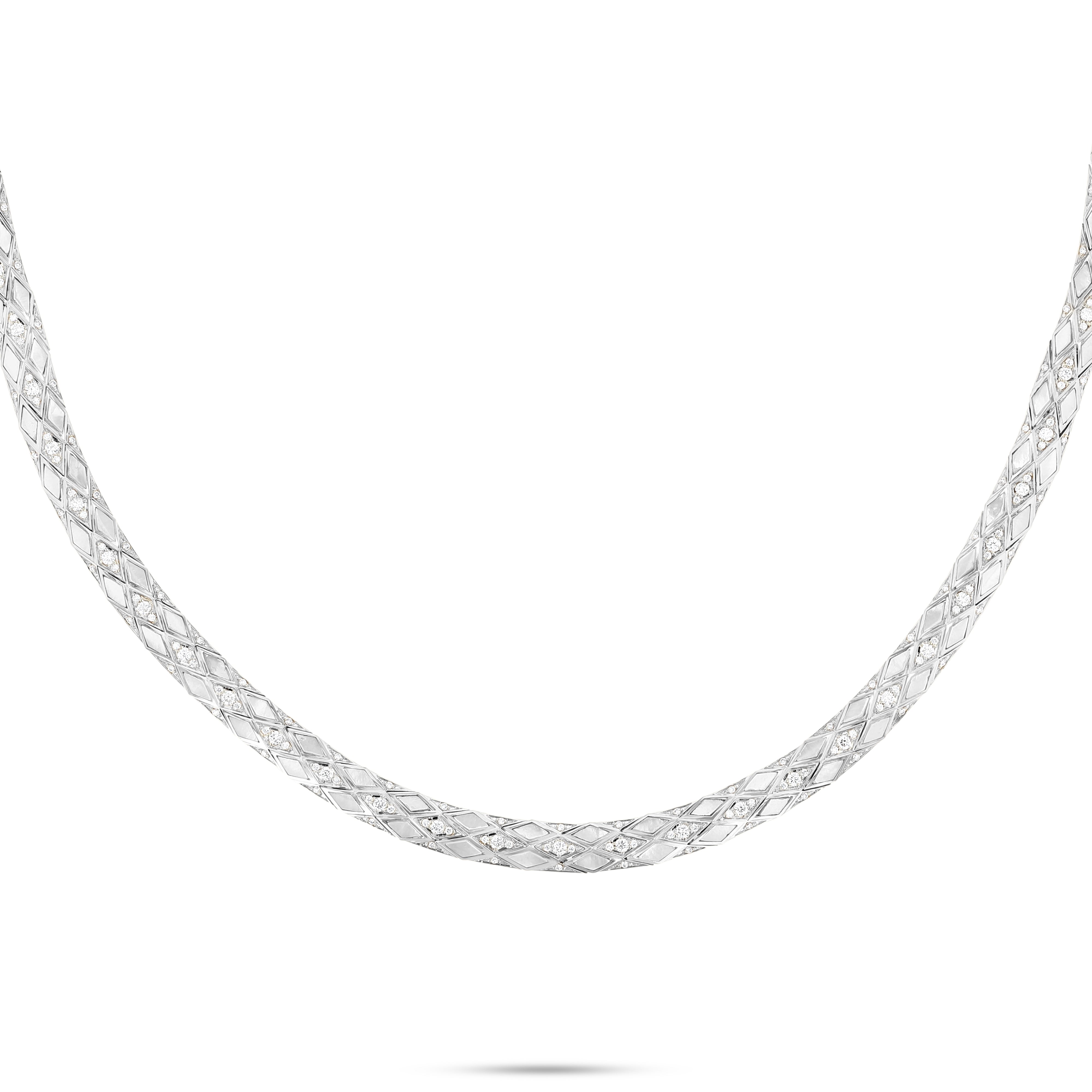 Eternity Diamond & Mother of Pearl Necklace#Gold_White Gold