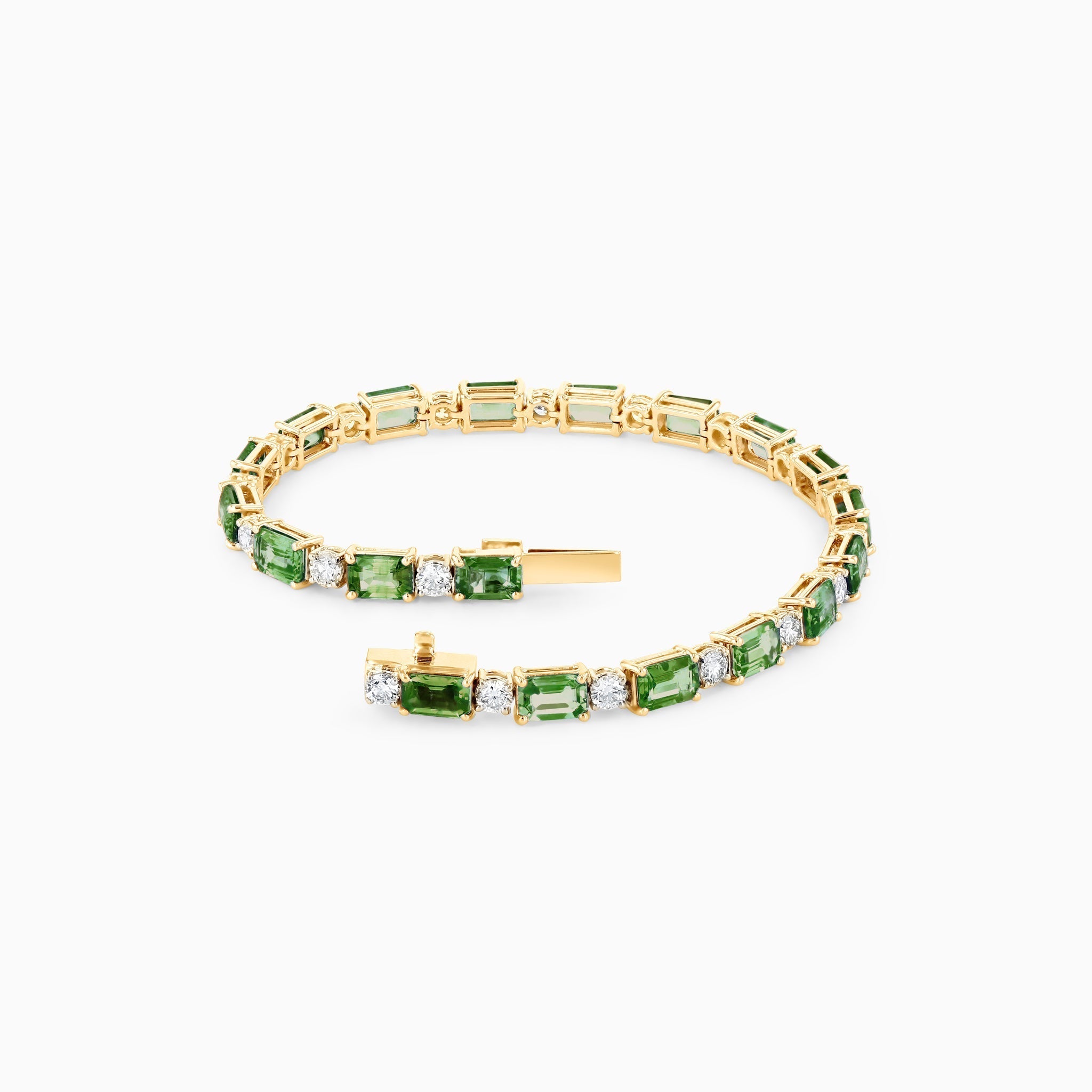 CLASSIX Tennis Bracelet