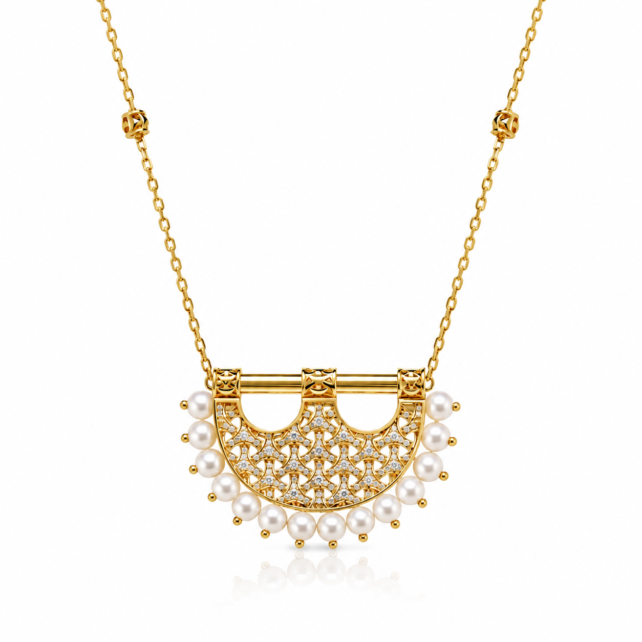 Heritage Medium Pearl Full Diamond Pendant