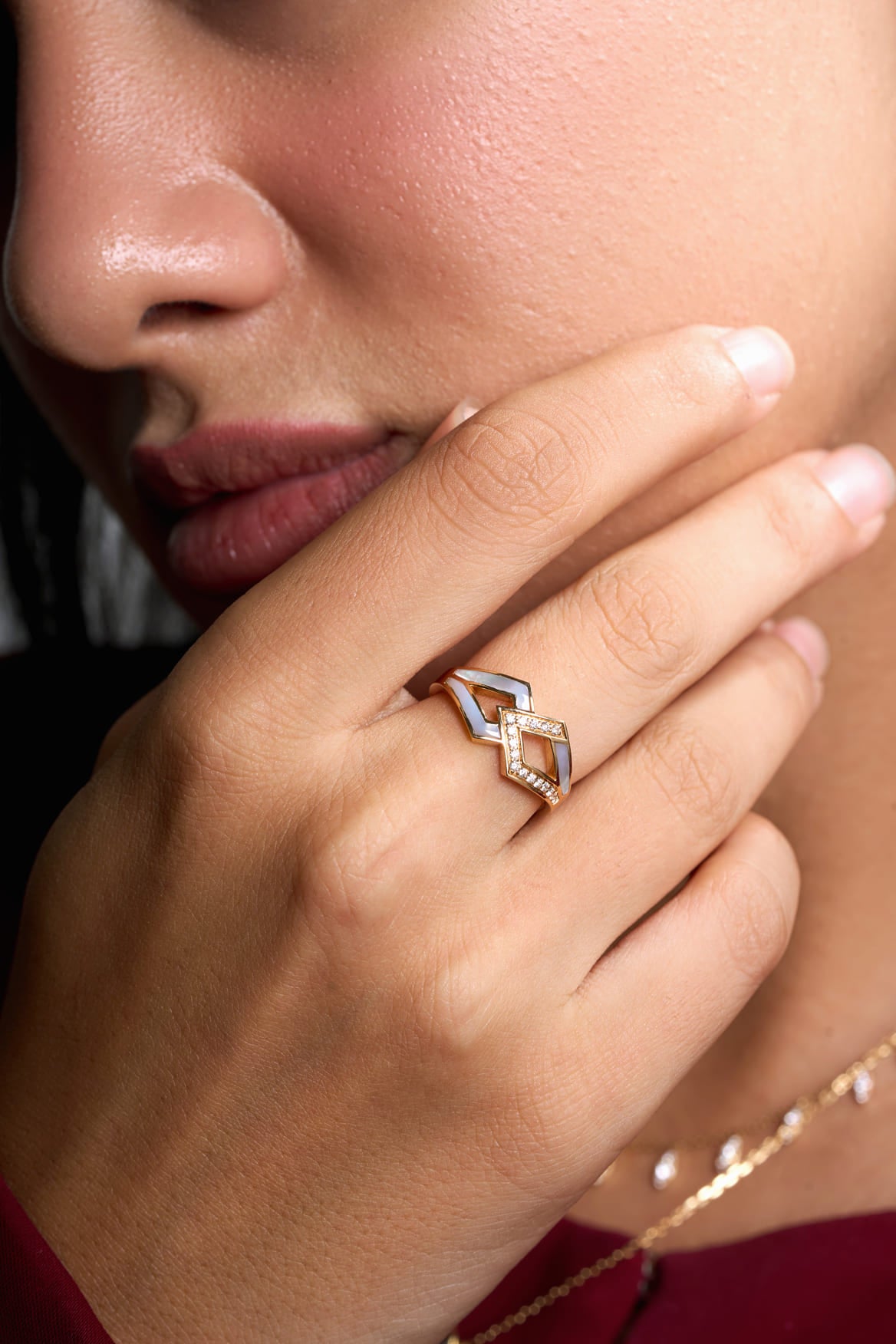 Eternity Edge Ring – Mother of Pearl | White Gold