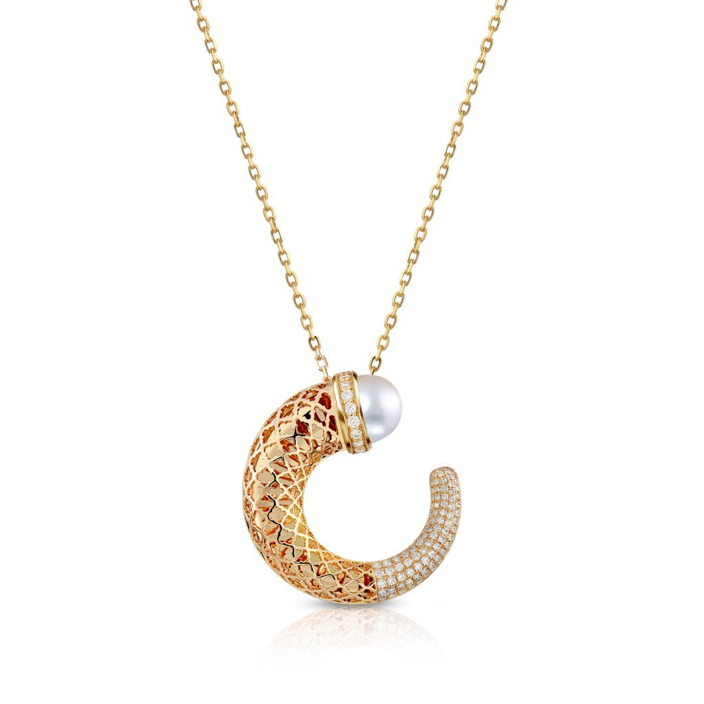 Hilal Large Pendant Half Diamond