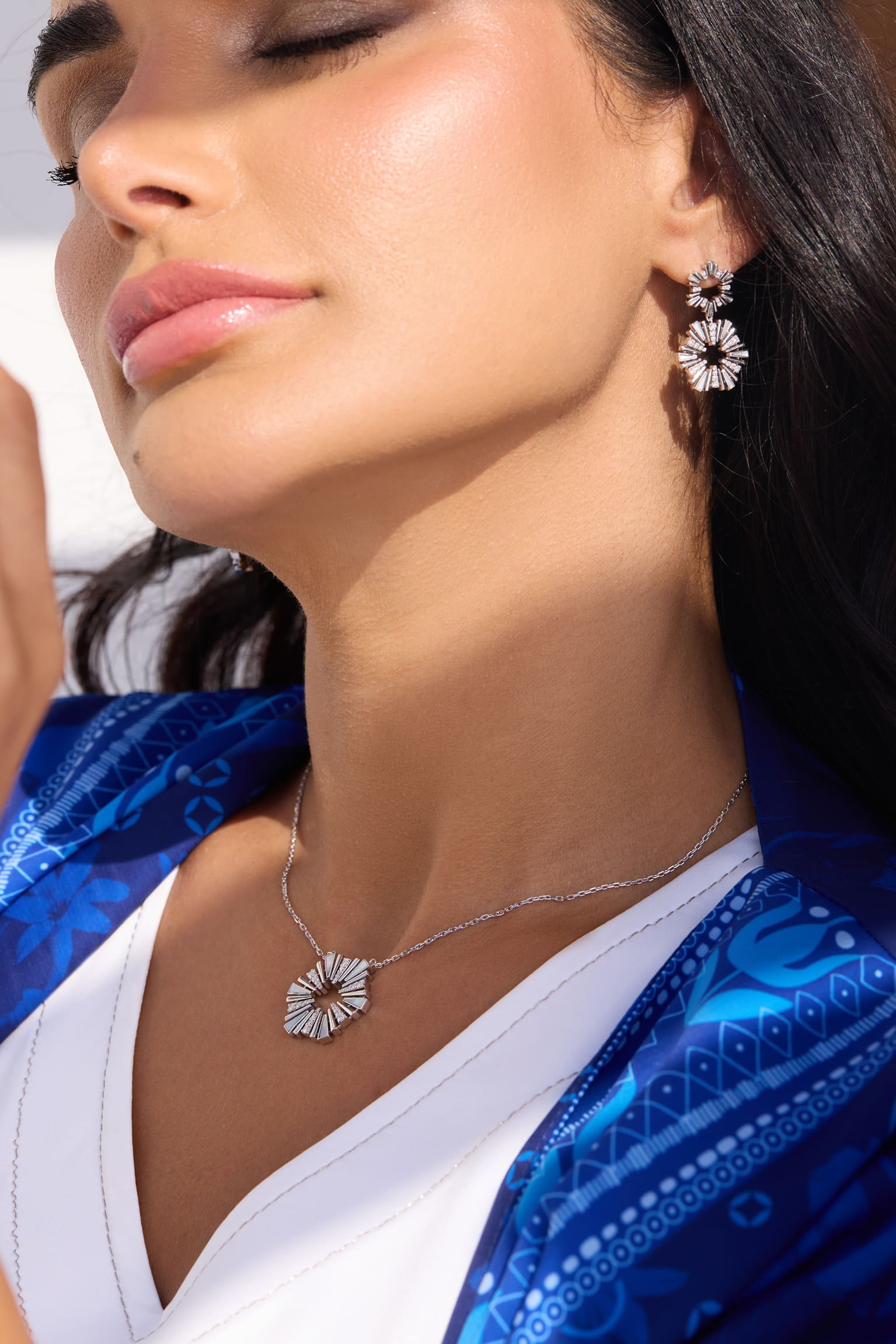 Al Fajr Shurooq Small Pendant White Gold