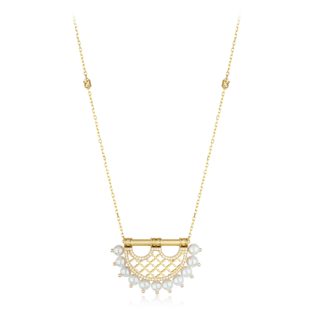 Heritage Pearl Pendant in Small Border Diamond