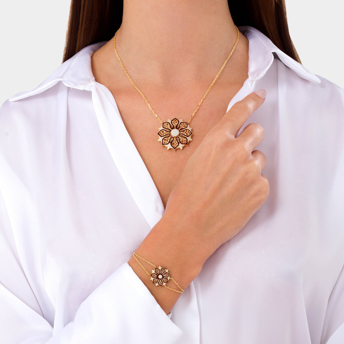AURA Bloom Necklace Large#Gold_Yellow Gold