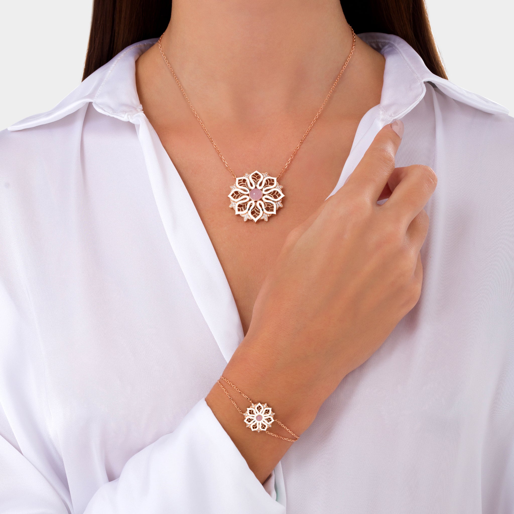 AURA Bloom Necklace Large