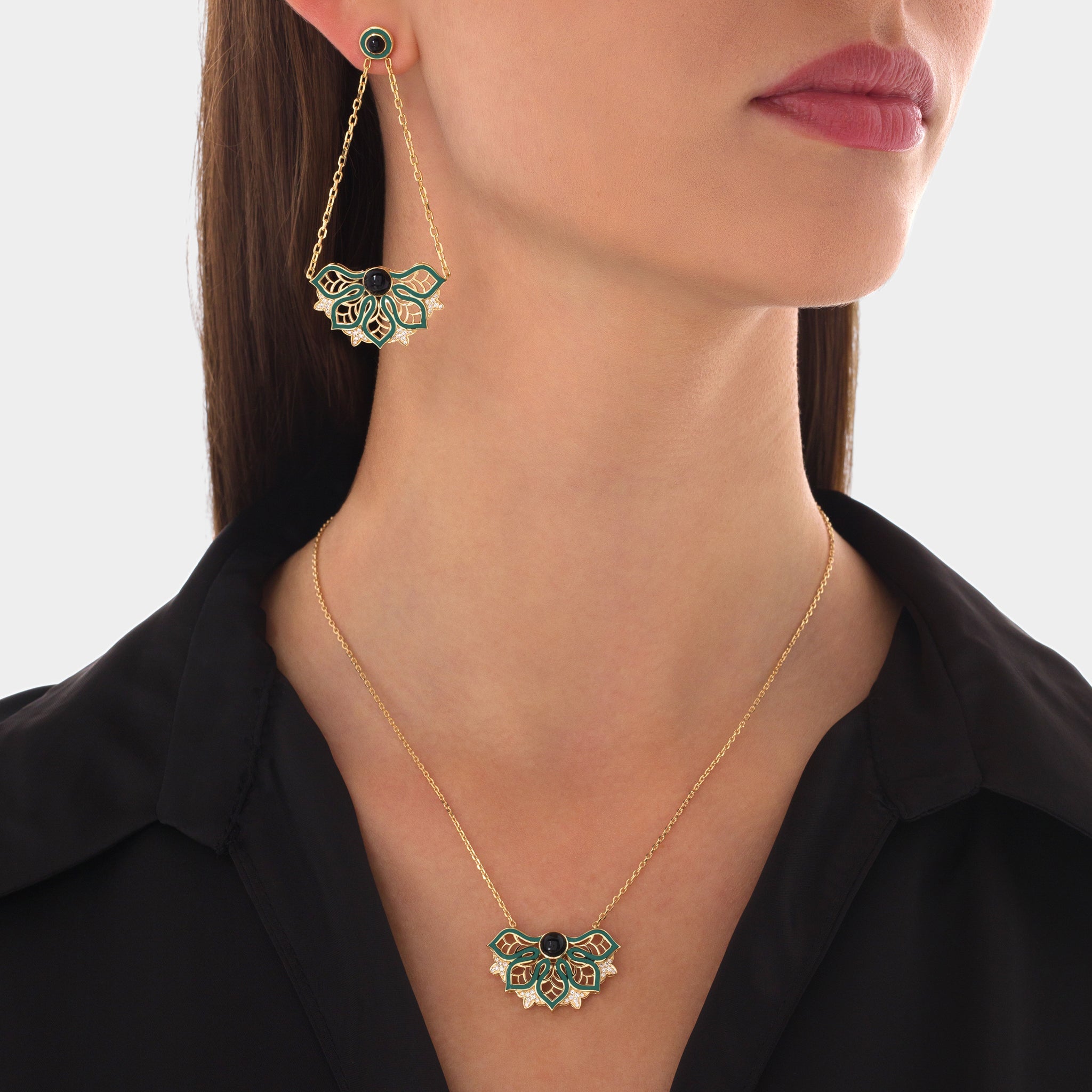 AURA Rise Necklace Medium