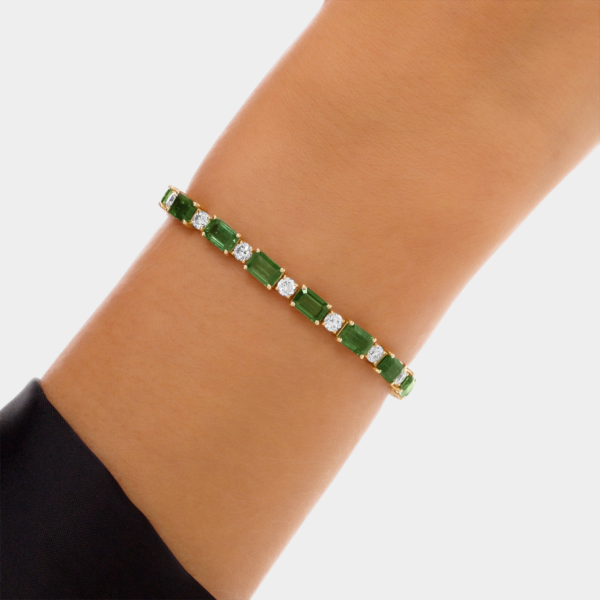 CLASSIX Tennis Bracelet
