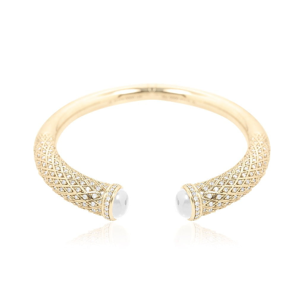 Al Noor Harmony Bangle in Pearl - Misk Dubai,Bangles, al-noor-harmony-bangle-in-pearl, , Misk Dubai,  Misk, Misk Jewellery, Misk Jewelry, Gold, Emirati Gold, Emirati Design, Jewelry Emirati, Saudi Jewelry, Gold Saudi Arabia, Dubai, Abu Dhabi, Saudi Arabia, KSA, UAE, United Arab Emirates, 18kt, مجوهرات , مجوهرات مسك, مجوهرات اماراتية , دهب , سعودية ذهب