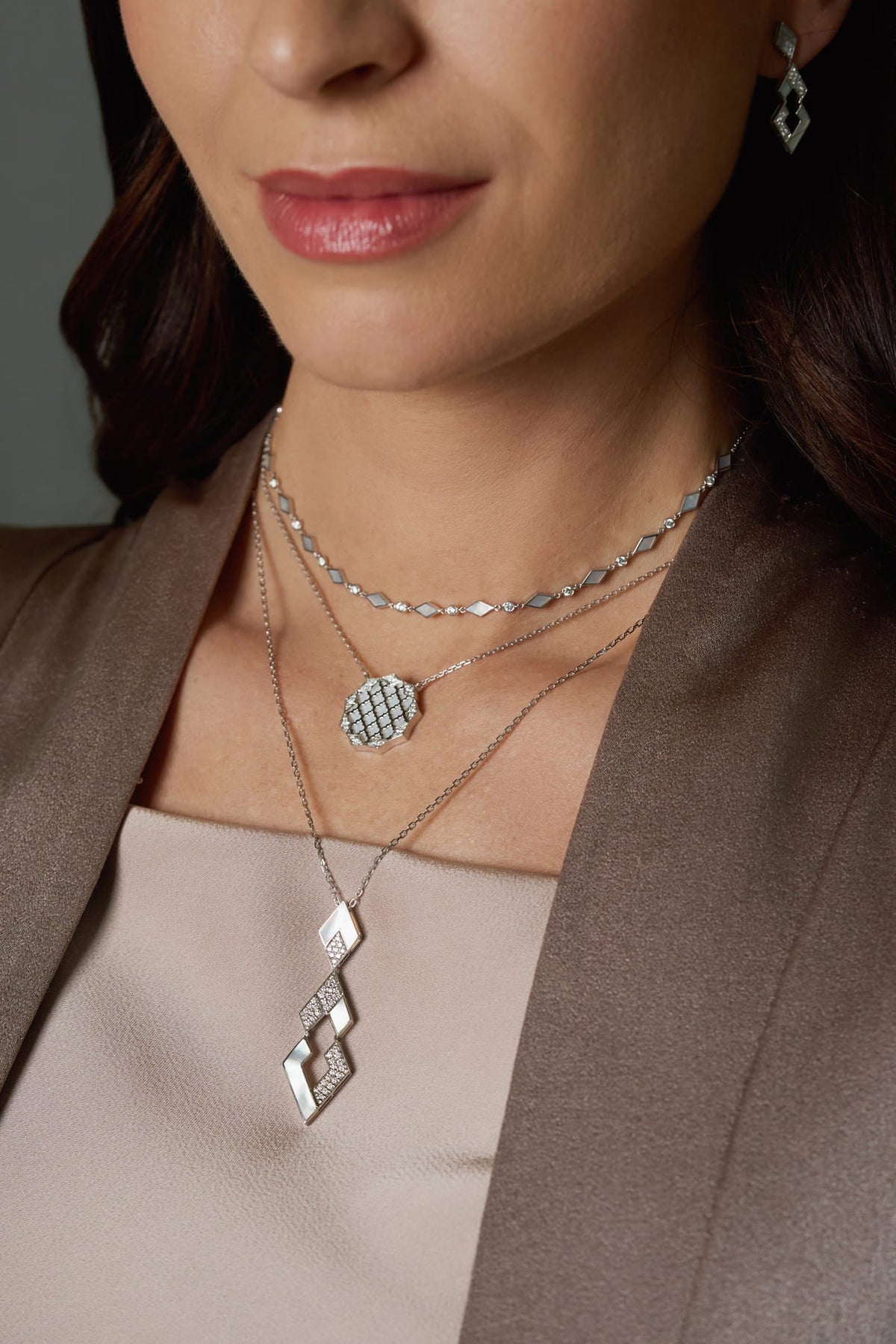 Eternity Large Pendant Mother of Pearl & Diamonds#Gold_Rose Gold